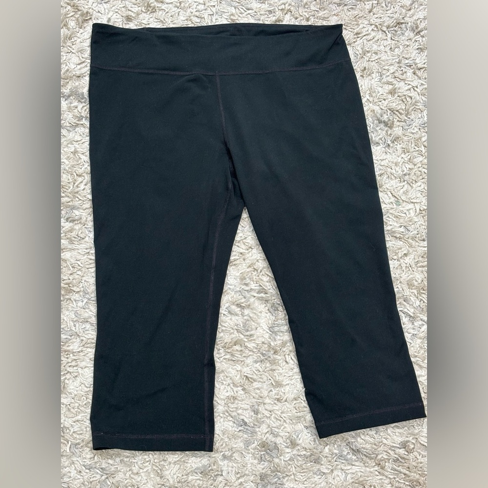 UA Womens Leggings Capri Black Size XL